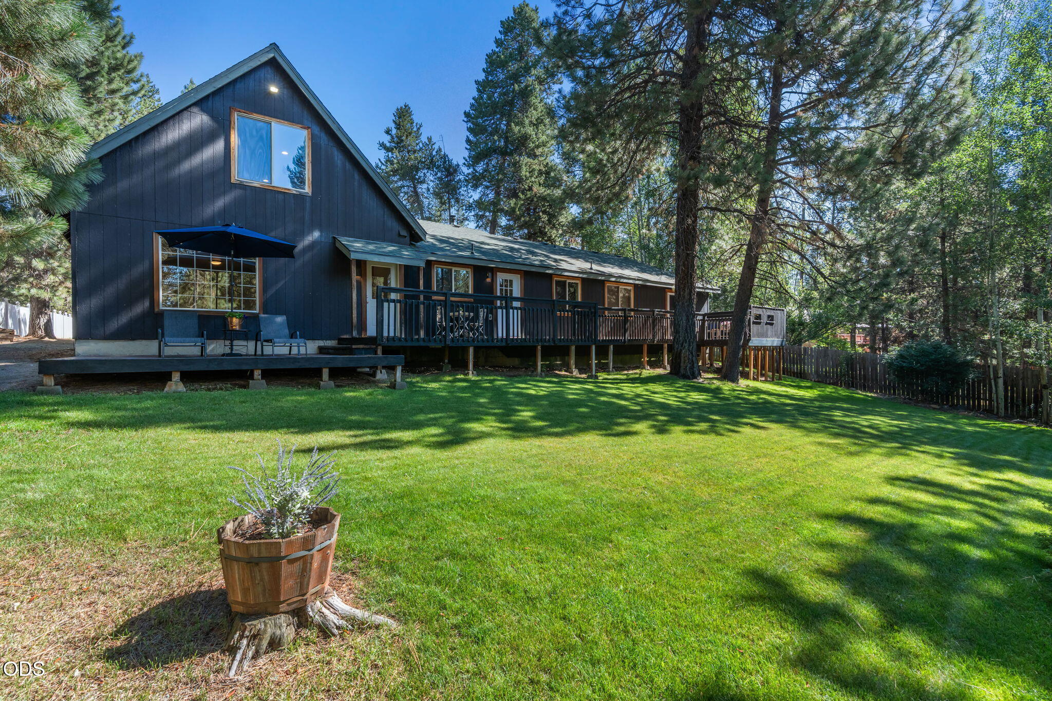 17065 Oxnard Road Bend, OR 97707 - Photo 22 of 49
