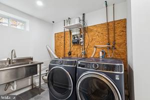 436 Brown Street Philadelphia, PA 19123 - Photo 48 of 62 a view of a bedroom with washer and dryer