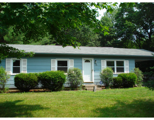61 Greenwich Road Amherst, MA 01002 - Photo 1 of 4 Gallery Image 1