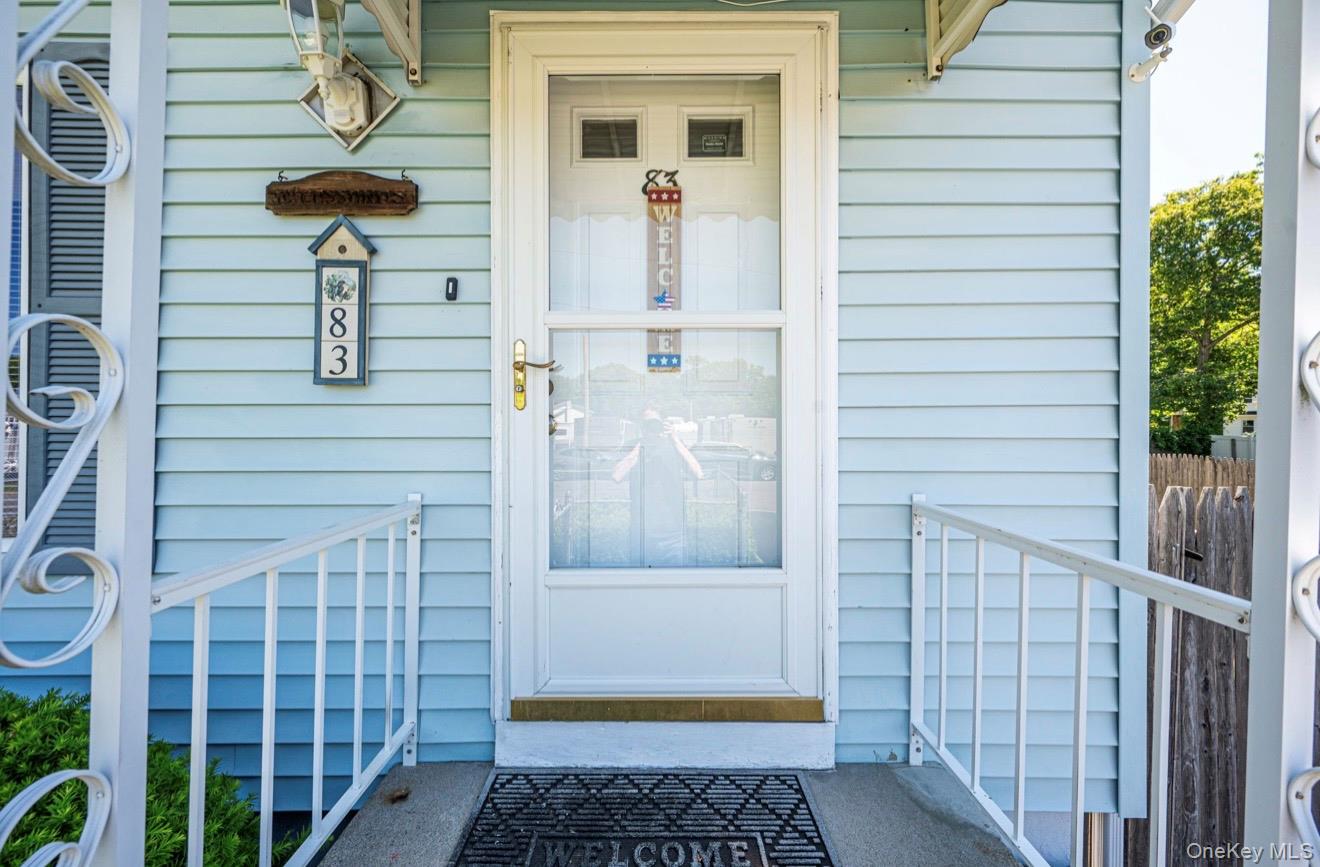 83 Knapp Road Mastic Beach, NY 11951 - Photo 4 of 32