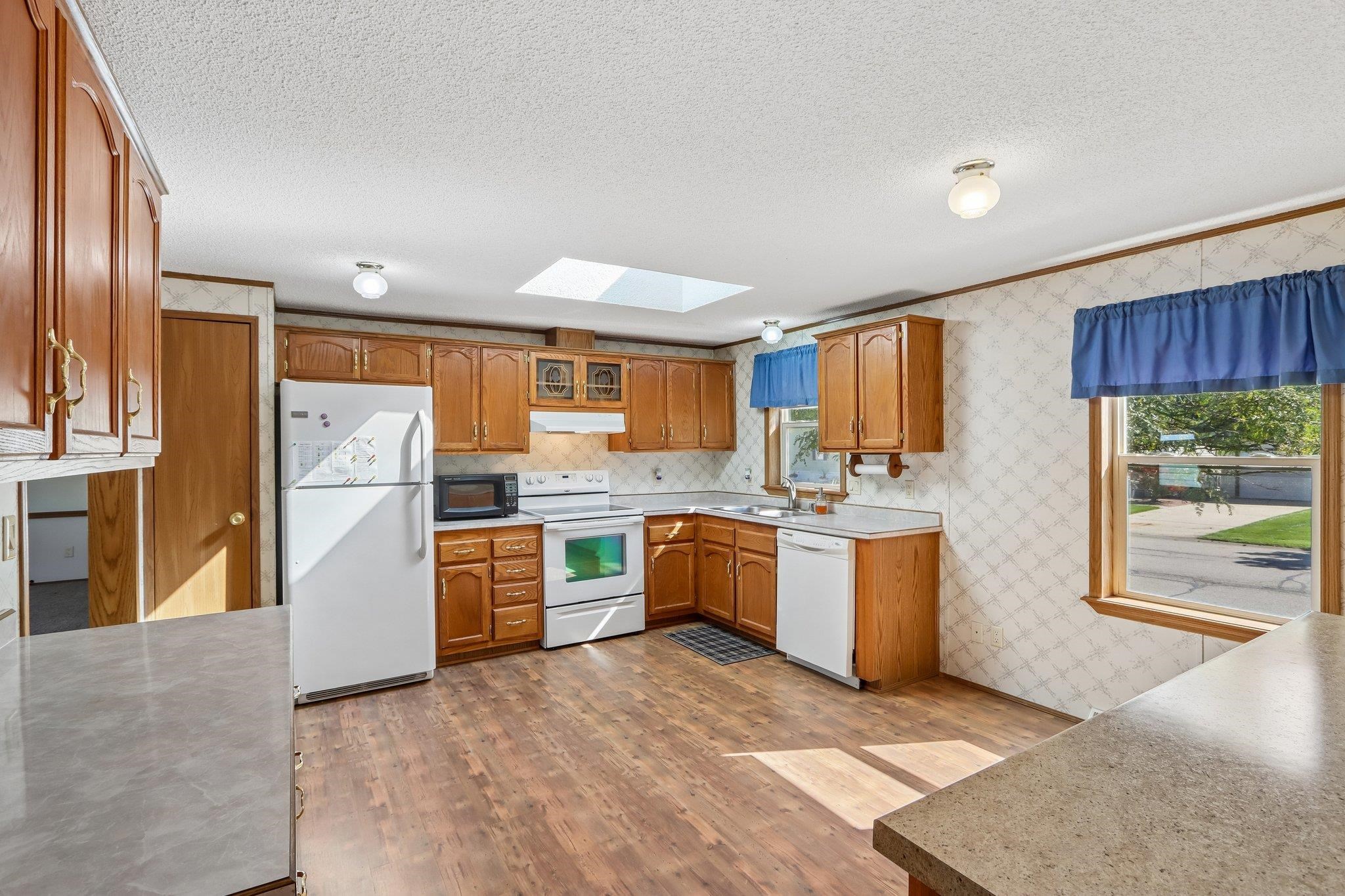 601 Park Ridge Road Waterford, WI 53185 - Photo 16 of 39 Gallery Image 16