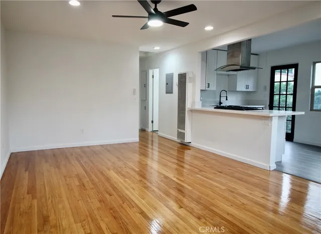 $3,000 | 4689 Monroe Avenue, San Diego, CA 92115