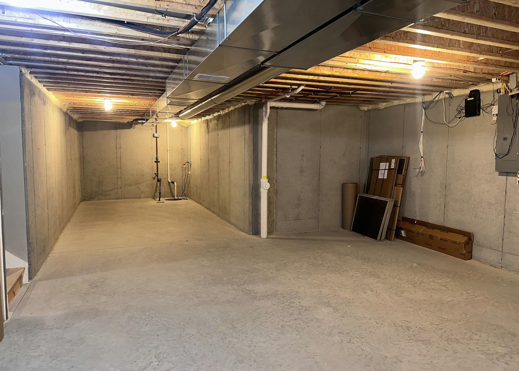 159 Bedford Road Green Bay, WI 54311 - Photo 40 of 48