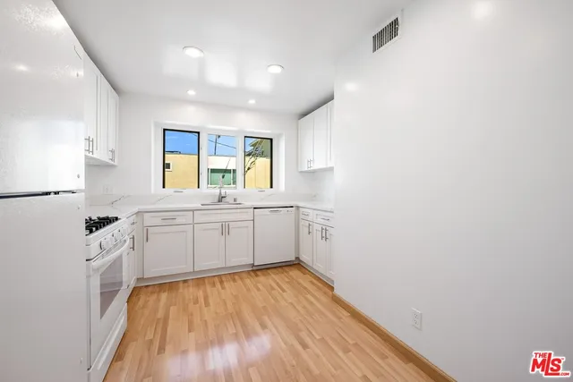 $3,600 | 1808 Manning Avenue, Unit 103, Los Angeles, CA 90025