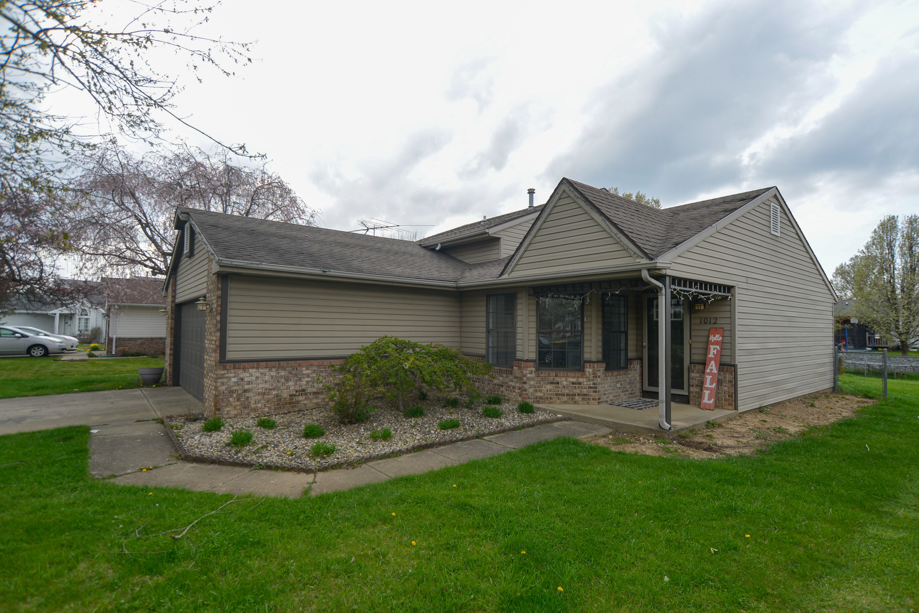 1012 Squirrel Ridge Road Anderson, IN 46013 - Photo 3 of 35