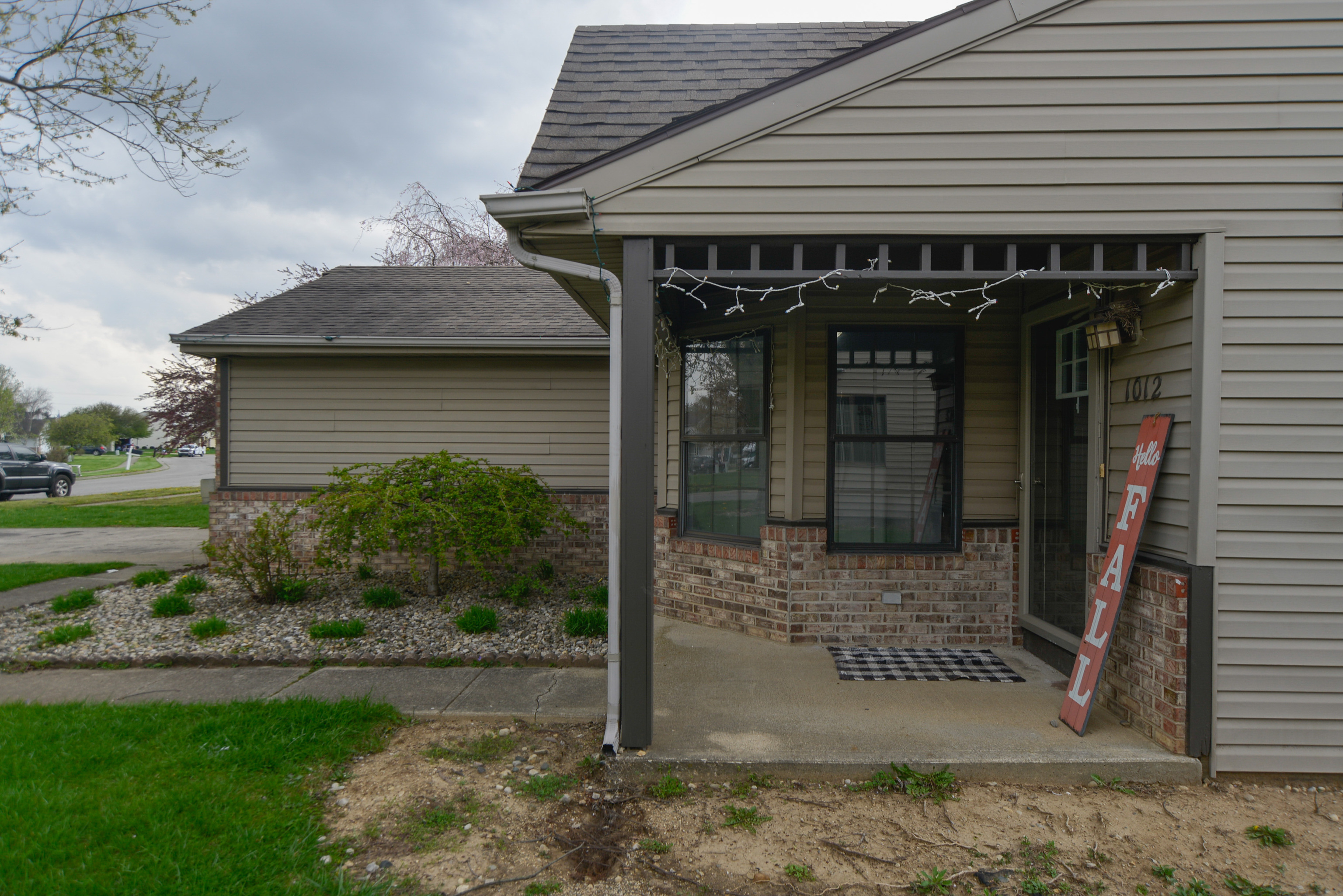 1012 Squirrel Ridge Road Anderson, IN 46013 - Photo 4 of 35
