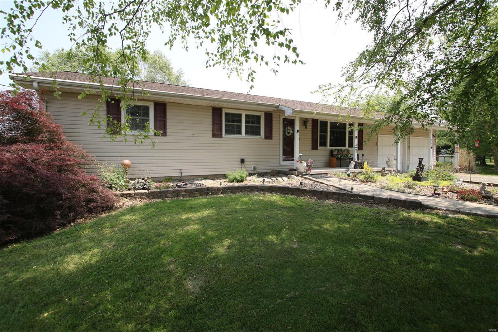 8148 Wolf Road Alton, IL 62002 - Photo 31 of 77