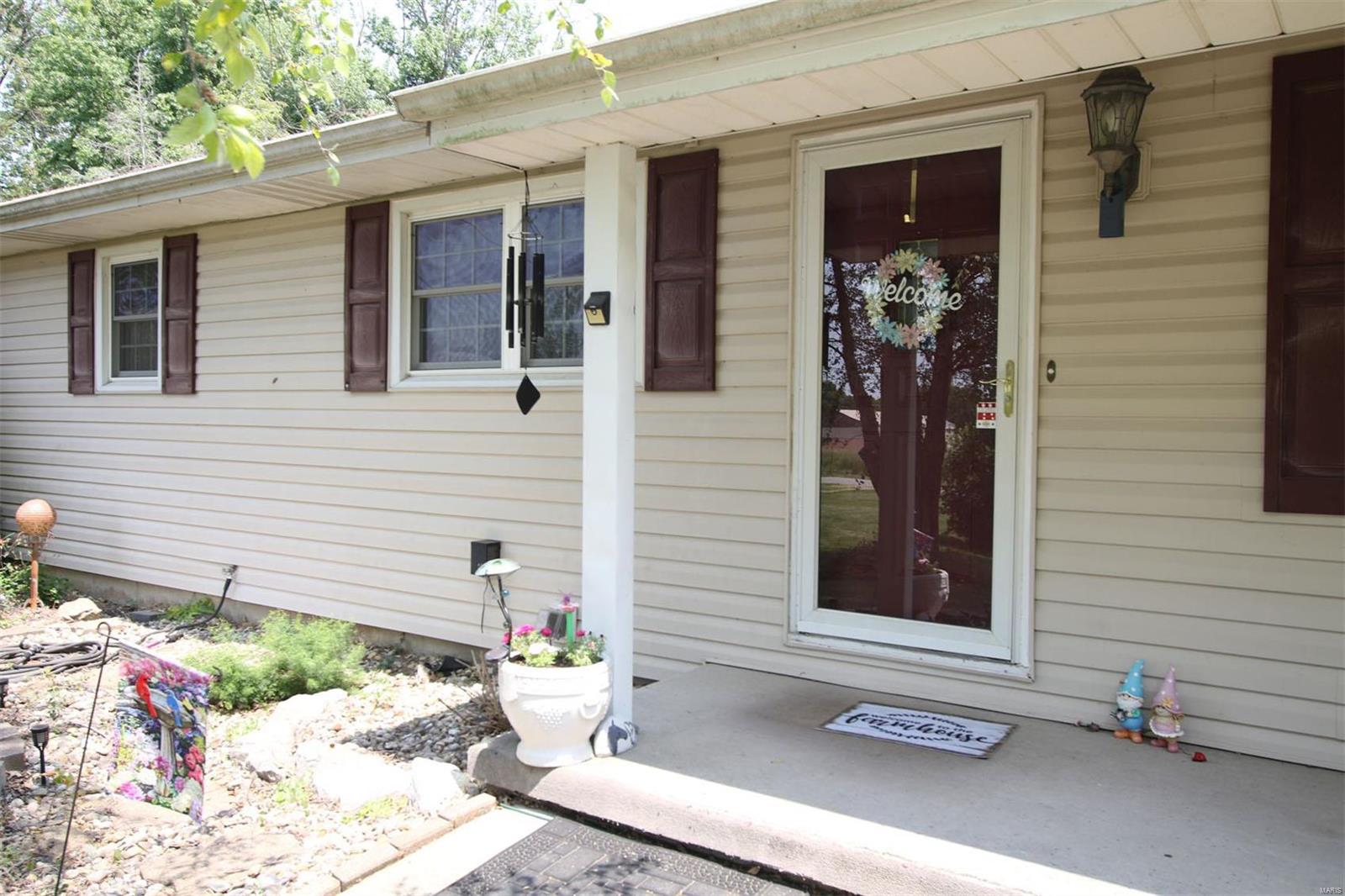 8148 Wolf Road Alton, IL 62002 - Photo 33 of 77