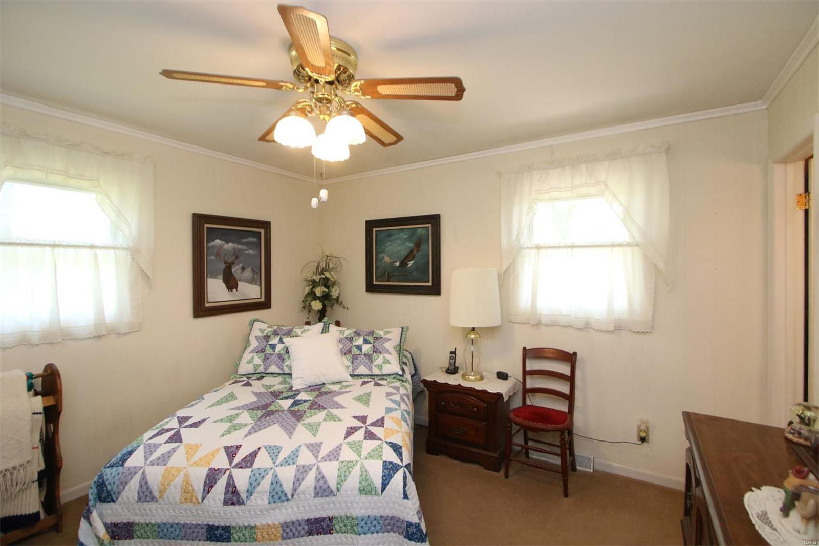 8148 Wolf Road Alton, IL 62002 - Photo 47 of 77