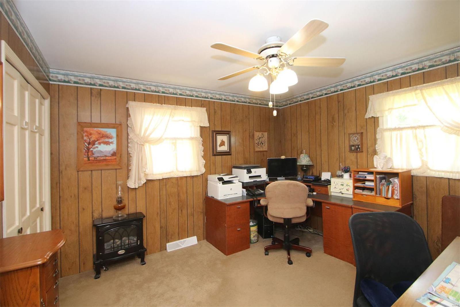 8148 Wolf Road Alton, IL 62002 - Photo 52 of 77