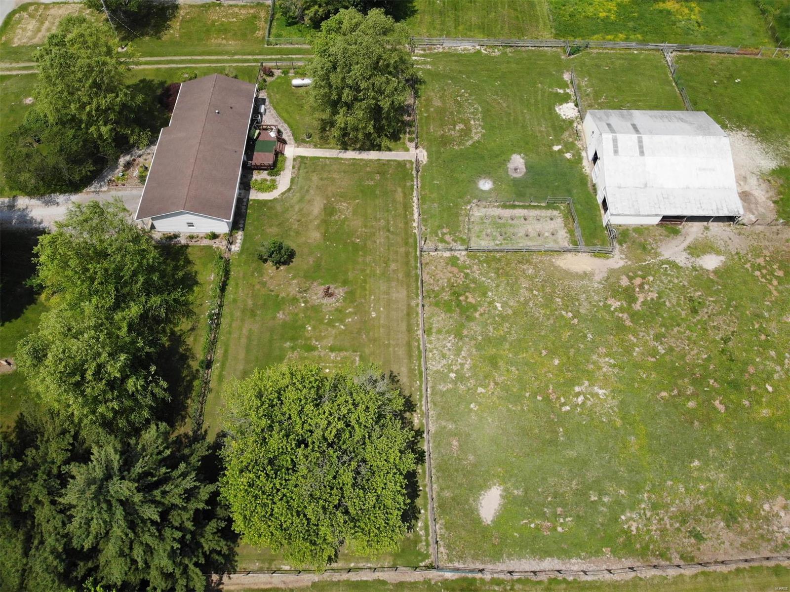 8148 Wolf Road Alton, IL 62002 - Photo 69 of 77