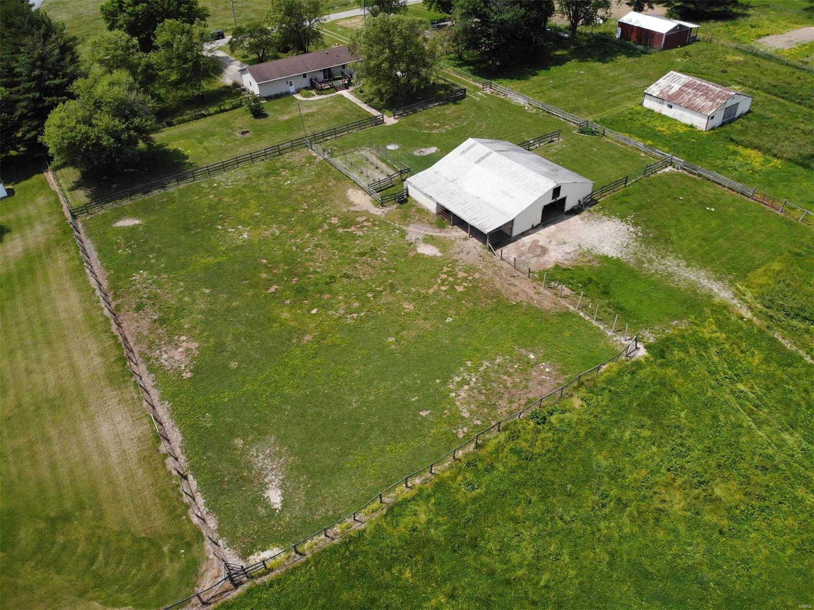 8148 Wolf Road Alton, IL 62002 - Photo 76 of 77