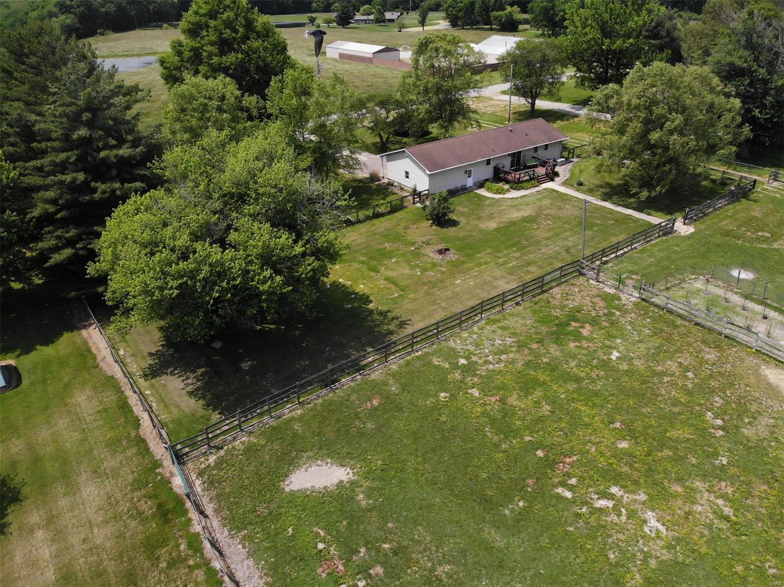 8148 Wolf Road Alton, IL 62002 - Photo 77 of 77