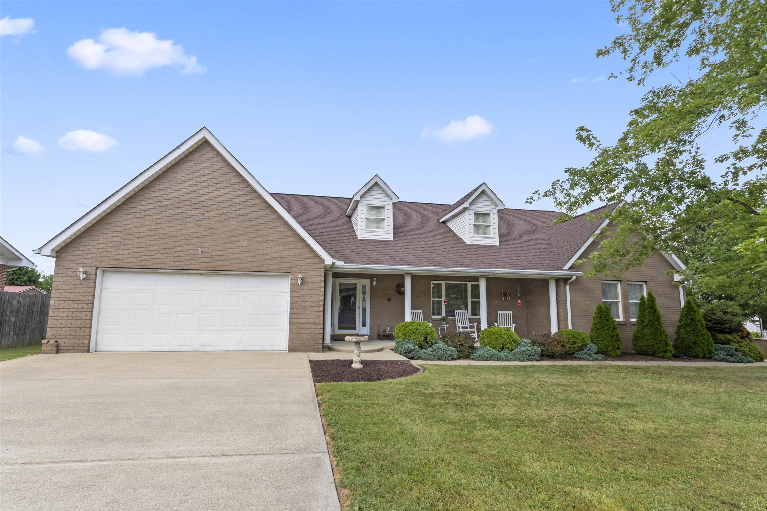 203 Keith Street Raceland, KY 41169 - Photo 2 of 37