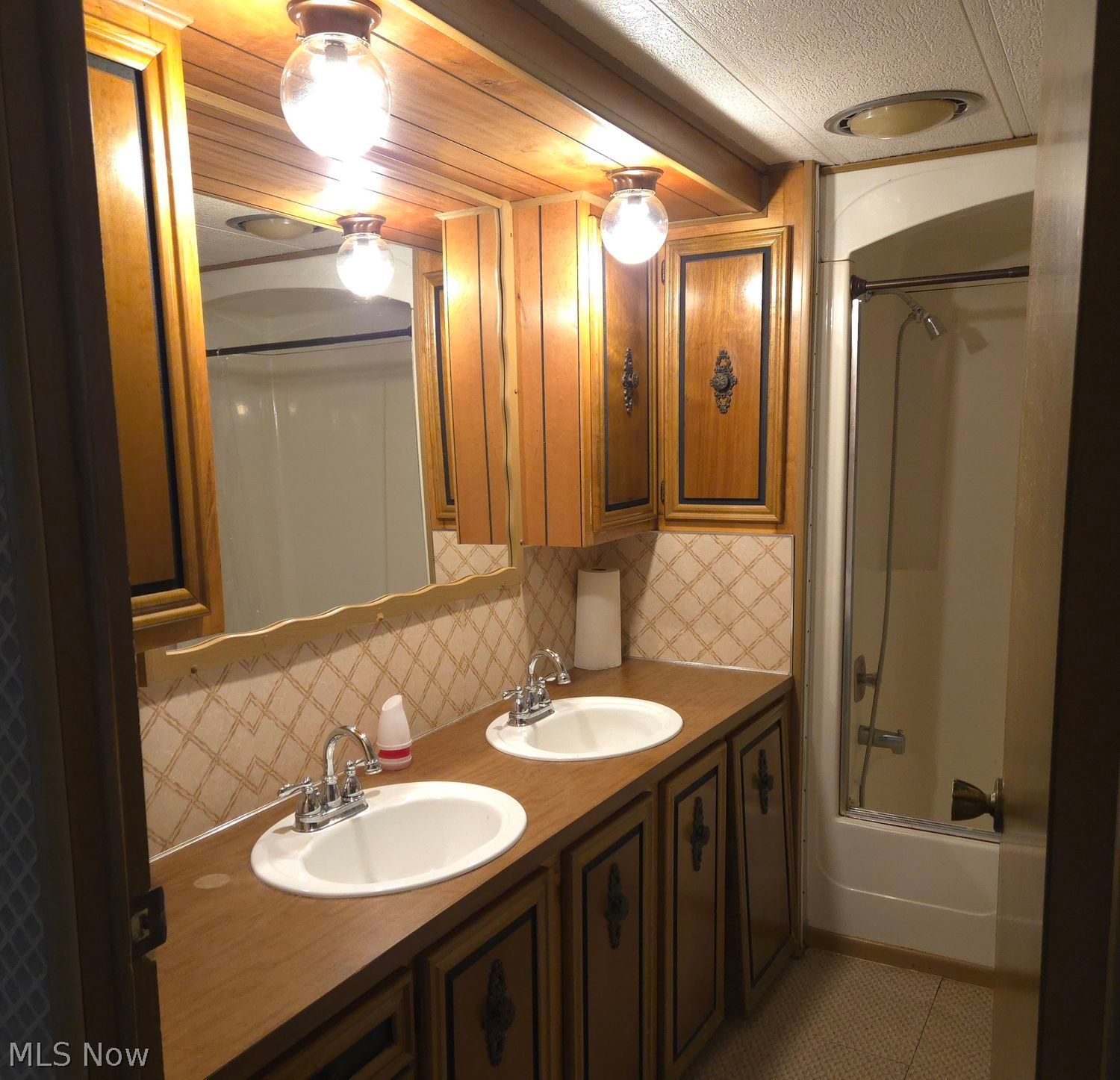 5852 Cleveland Road, Unit 112 Wooster, OH 44691 - Photo 13 of 17