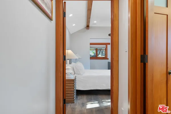 $4,395,000 | 706 Navy Street, Santa Monica, CA 90405