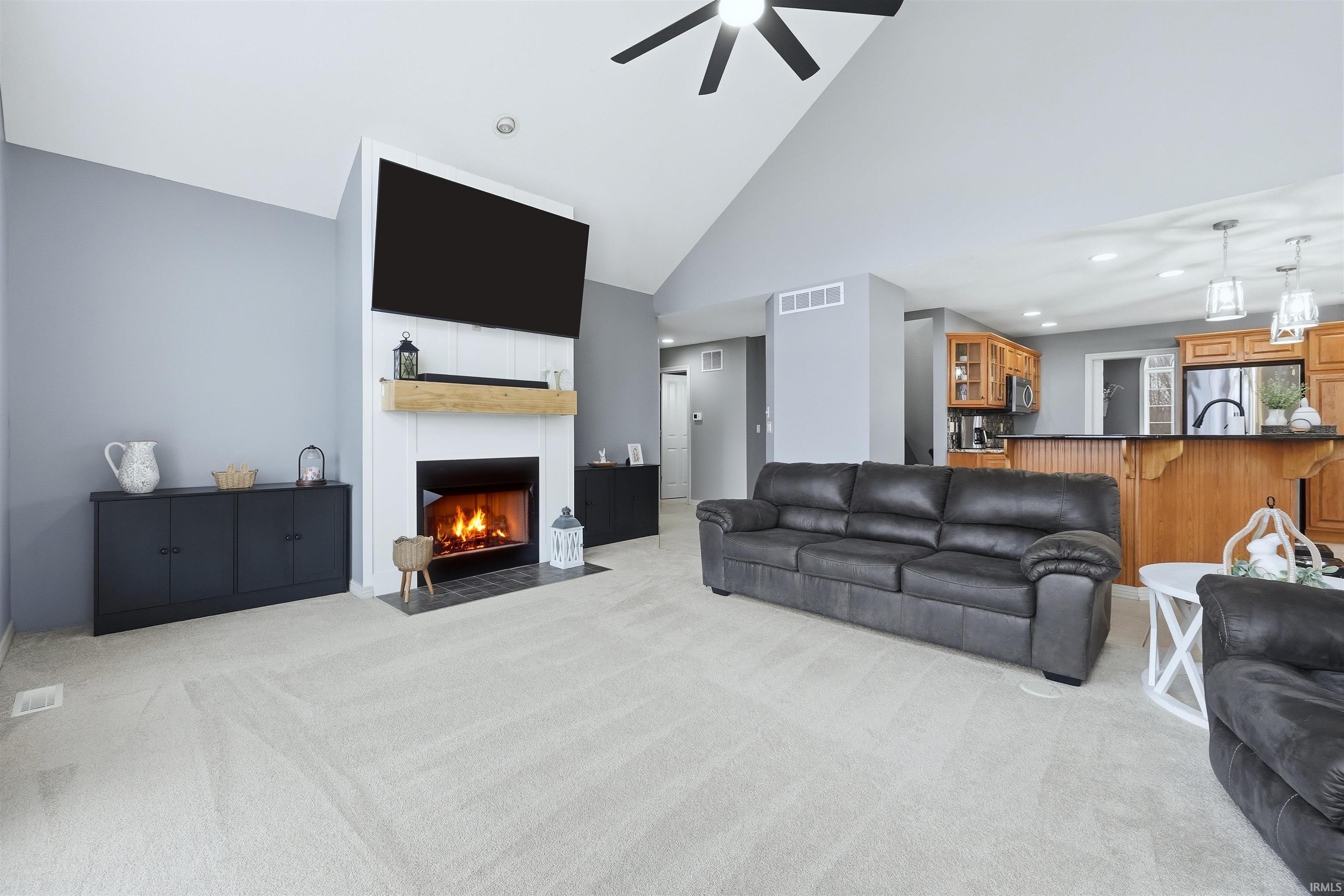 4516 Hollopeter Road Leo, IN 46765 - Photo 2 of 36