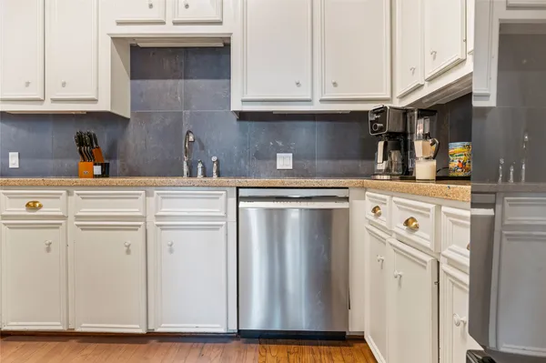 $4,250 | 6732 Vanderbilt Street, Houston, TX 77005