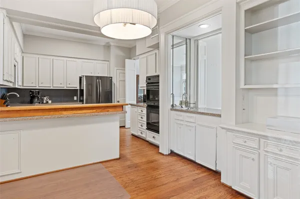 $4,250 | 6732 Vanderbilt Street, Houston, TX 77005