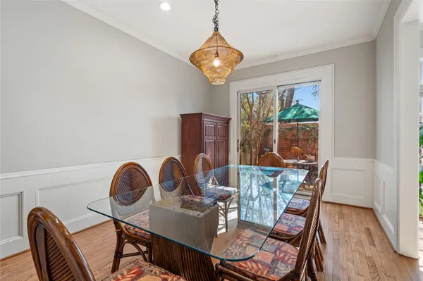 $4,250 | 6732 Vanderbilt Street, Houston, TX 77005