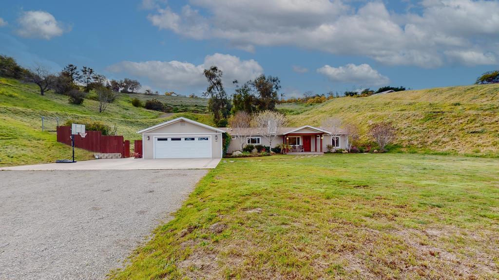 1225 Franklin Ranch Road Goleta, CA 93117 - Photo 7 of 42 1225 Franklin Ranch Rd_LA360VR-76