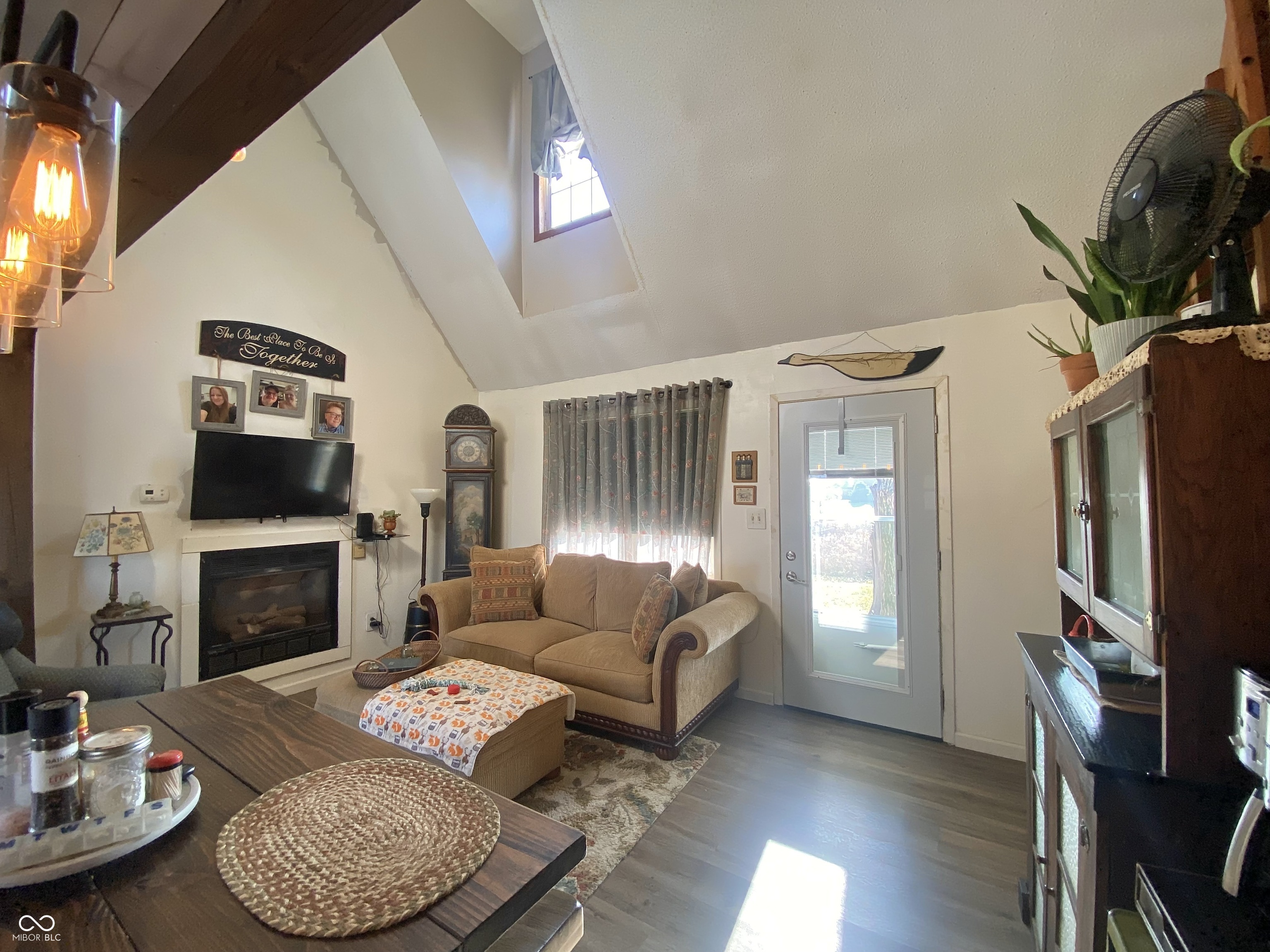 2869 Colby Drive Marshall, IN 47859 - Photo 9 of 20