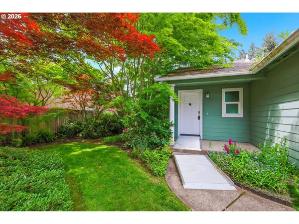 $409,000 | 1348 Manzana Street, Eugene, OR 97404