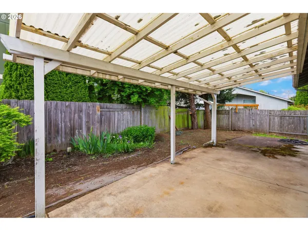 $409,000 | 1348 Manzana Street, Eugene, OR 97404