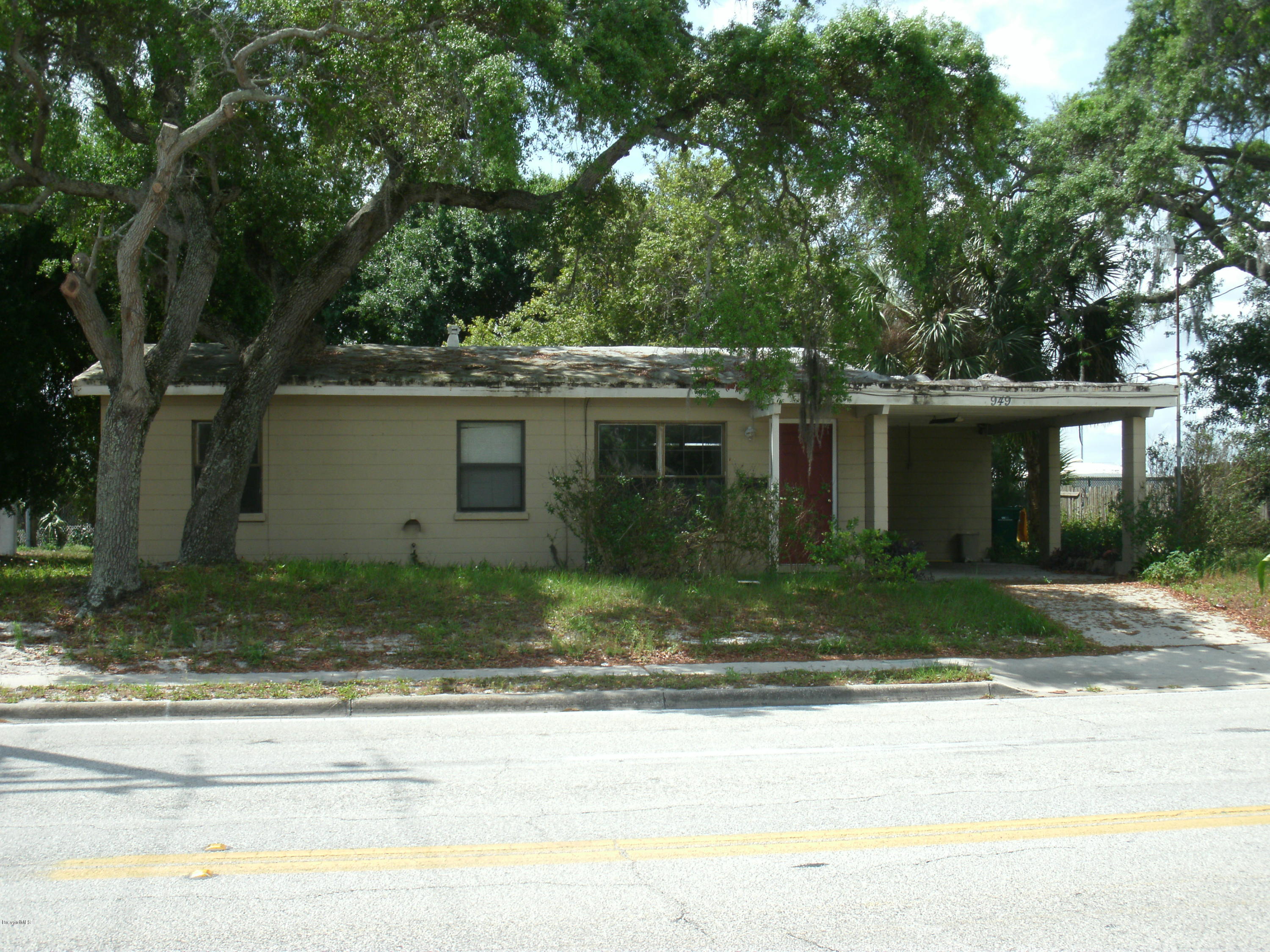 949 Sarno Road Melbourne, FL 32935 - Photo 1 of 1 949 Sarno front