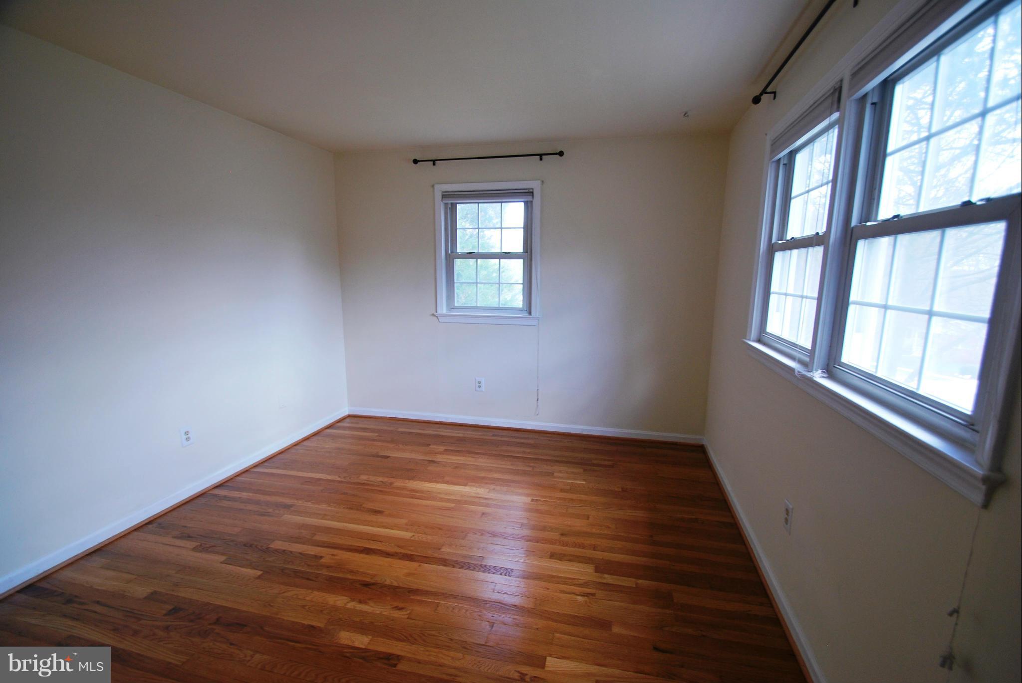 6806 Houndmaster Road Springfield, VA 22152 - Photo 17 of 27 Bedroom