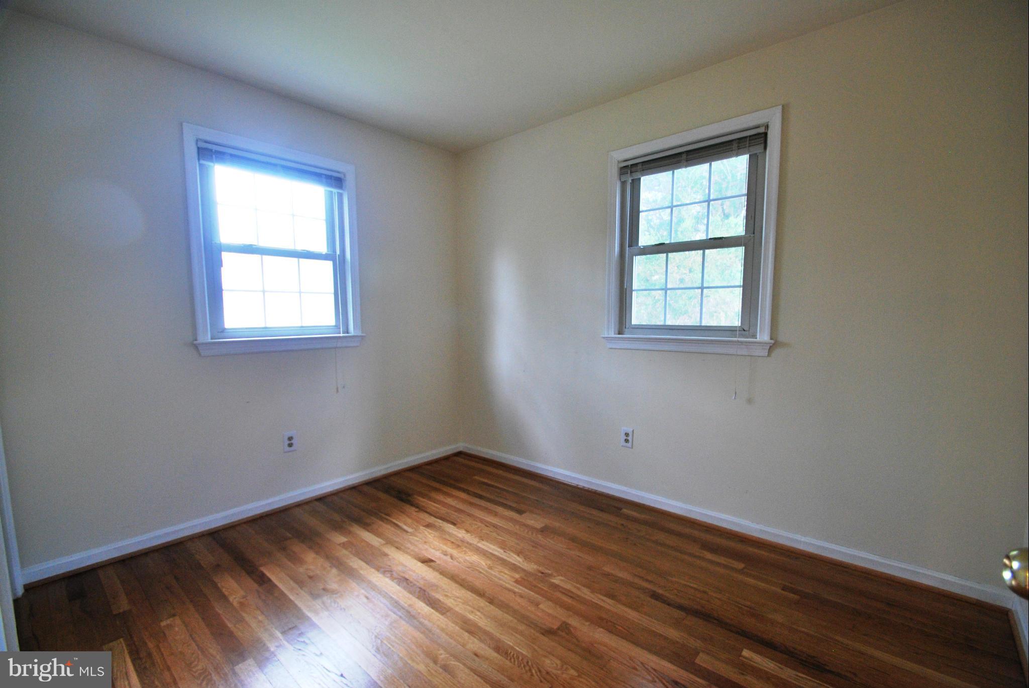 6806 Houndmaster Road Springfield, VA 22152 - Photo 18 of 27 Bedroom