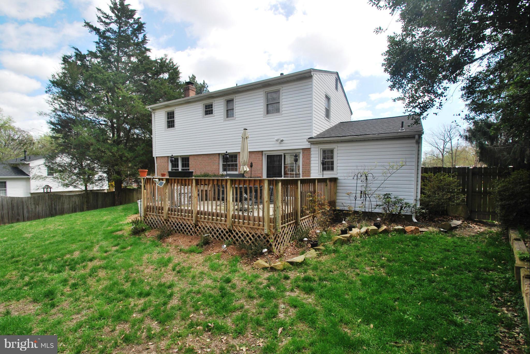 6806 Houndmaster Road Springfield, VA 22152 - Photo 24 of 27 Exterior (Rear)