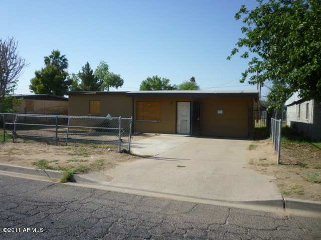 1532 West Roeser Road Phoenix, AZ 85041 - Photo 3 of 25 023-321056 - Front3