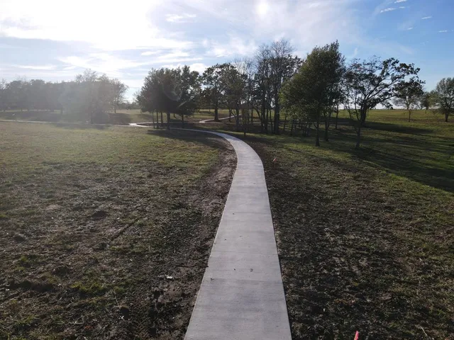 a view of a large building with an outdoor space