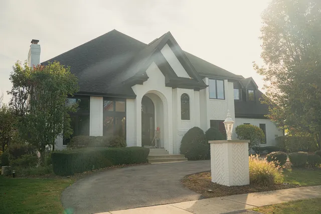 $860,000 | 10653 Great Egret Drive, Orland Park, IL 60467