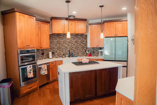 $860,000 | 10653 Great Egret Drive, Orland Park, IL 60467