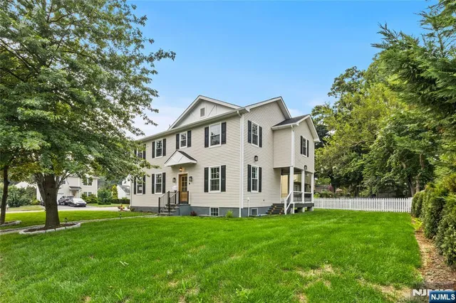 $1,195,000 | 24 Ryder Road, Fair Lawn, NJ 07410