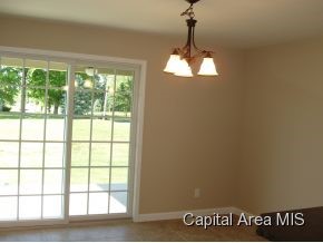 3201 Mackinaw Lane Springfield, IL 62711 - Photo 3 of 6 Gallery Image 3