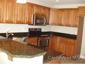 3201 Mackinaw Lane Springfield, IL 62711 - Photo 4 of 6 Gallery Image 4