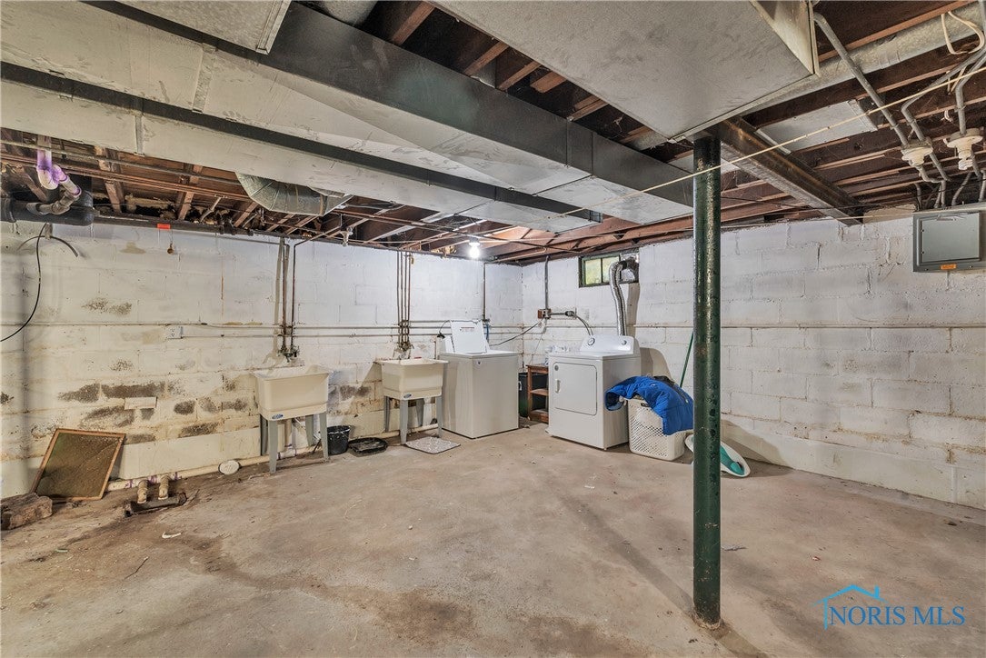 2030 Wyndhurst Road Toledo, OH 43607 - Photo 32 of 36 Gallery Image 32