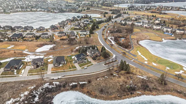 $790,000 | 372 Overlook Drive, Oxford, MI 48371