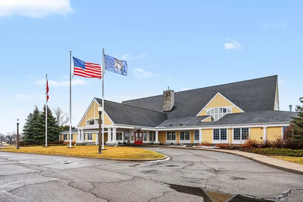 $790,000 | 372 Overlook Drive, Oxford, MI 48371