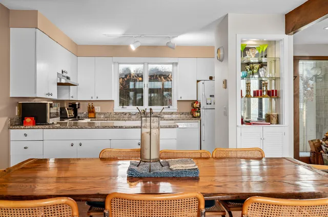 $830,000 | 105 Forum Drive, Unit 16, Warren, VT 05674