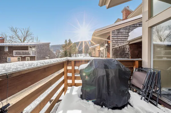 $799,000 | 105 Forum Drive, Unit 16, Warren, VT 05674