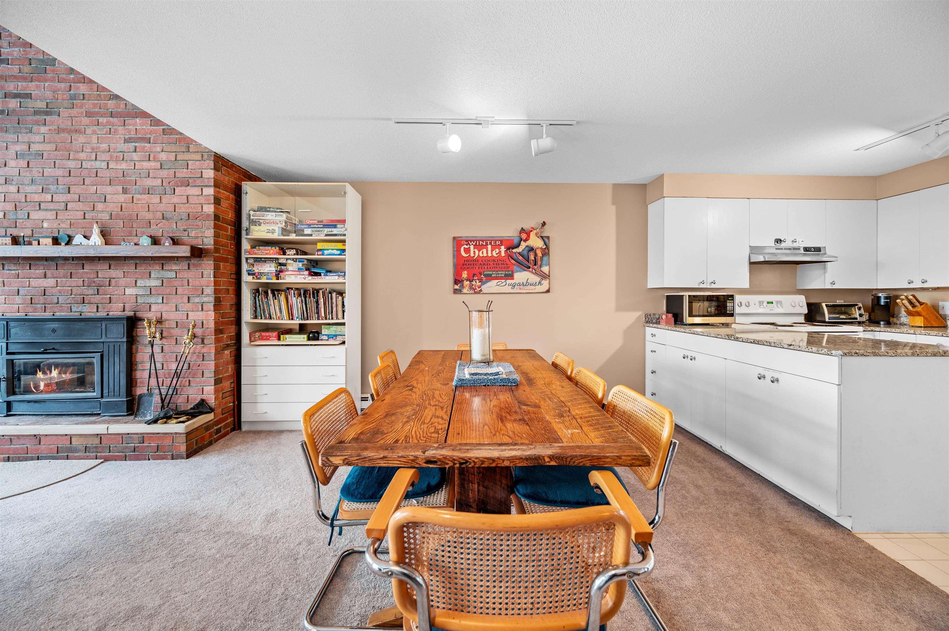 105 Forum Drive, Unit 16 Warren, VT 05674 - Photo 9 of 36