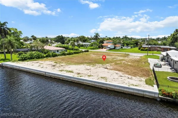 $390,000 | 13838 River Forest Drive, Fort Myers, FL 33905