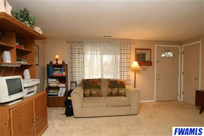 6010 Shell Drive Fort Wayne, IN 46835 - Photo 3 of 6
