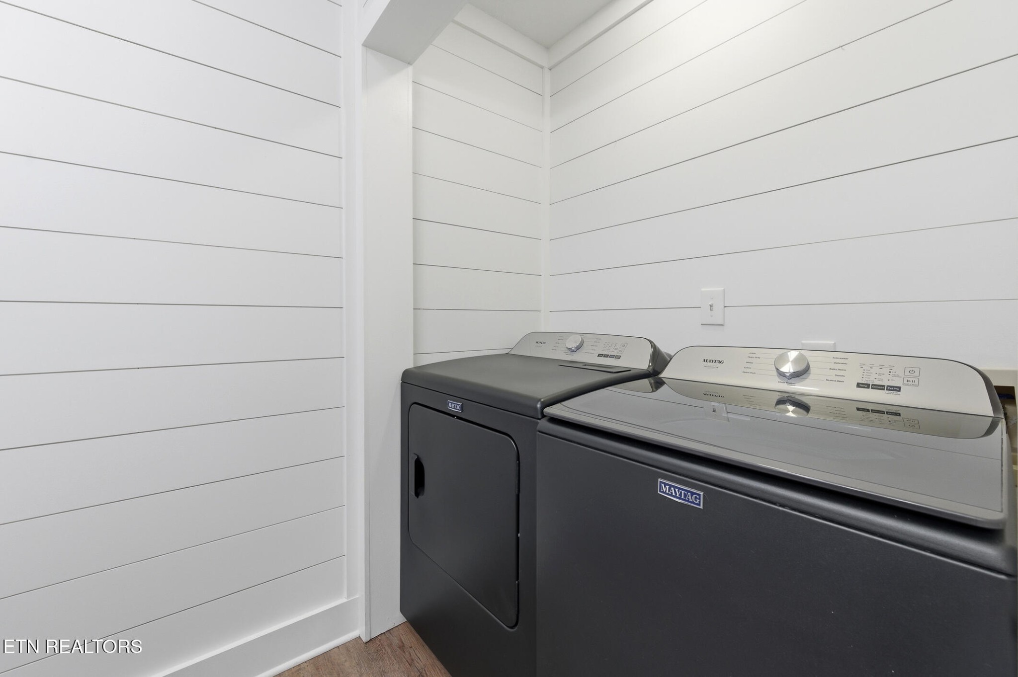 127 Pheasant Road Clinton, TN 37716 - Photo 5 of 54 Gallery Image 5