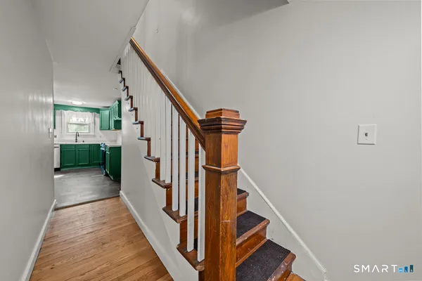 $2,400 | 19-21 Scotland Road, Norwich, CT 06360