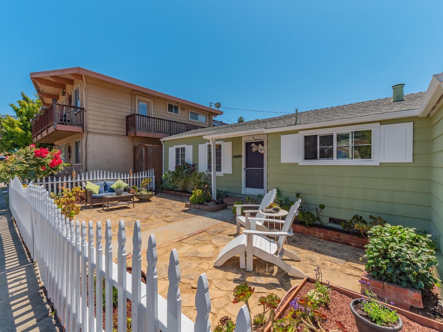 146 Hainline Road Aptos, CA 95003 - Photo 35 of 45 a view of a house with backyard and sitting area